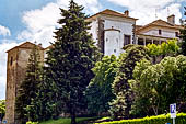 Evora - Palazzo di San Miguel. Residenza dei Conti di Basto. Edificio parzialmente integrato nelle mura romane e medievali. 